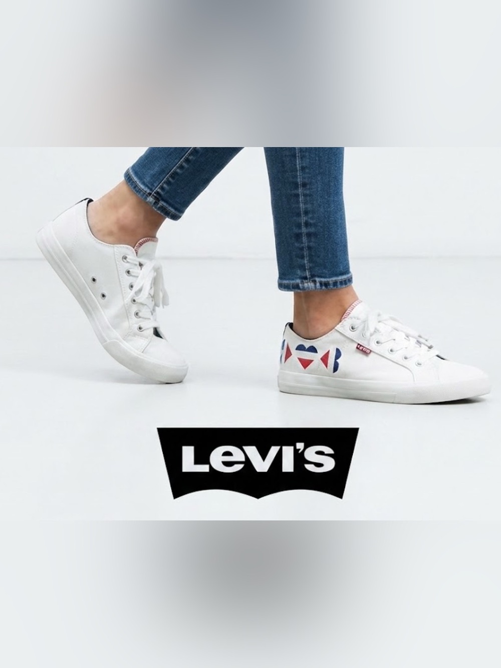 New authentic Levi's woman's designer sneakers sz 11 display